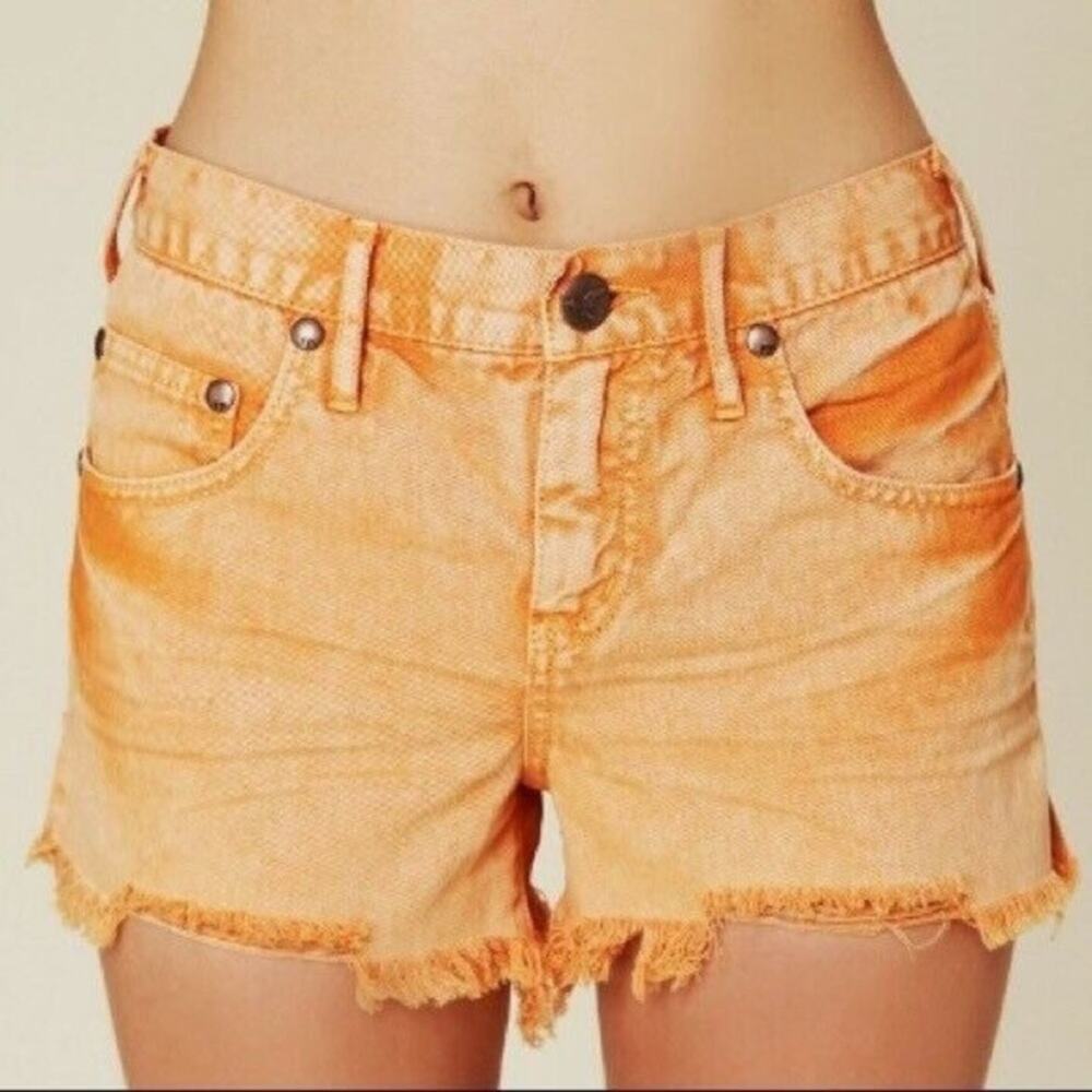 Free People Orange Wash Mid Rise Cut Off Denim Shorts Size 24